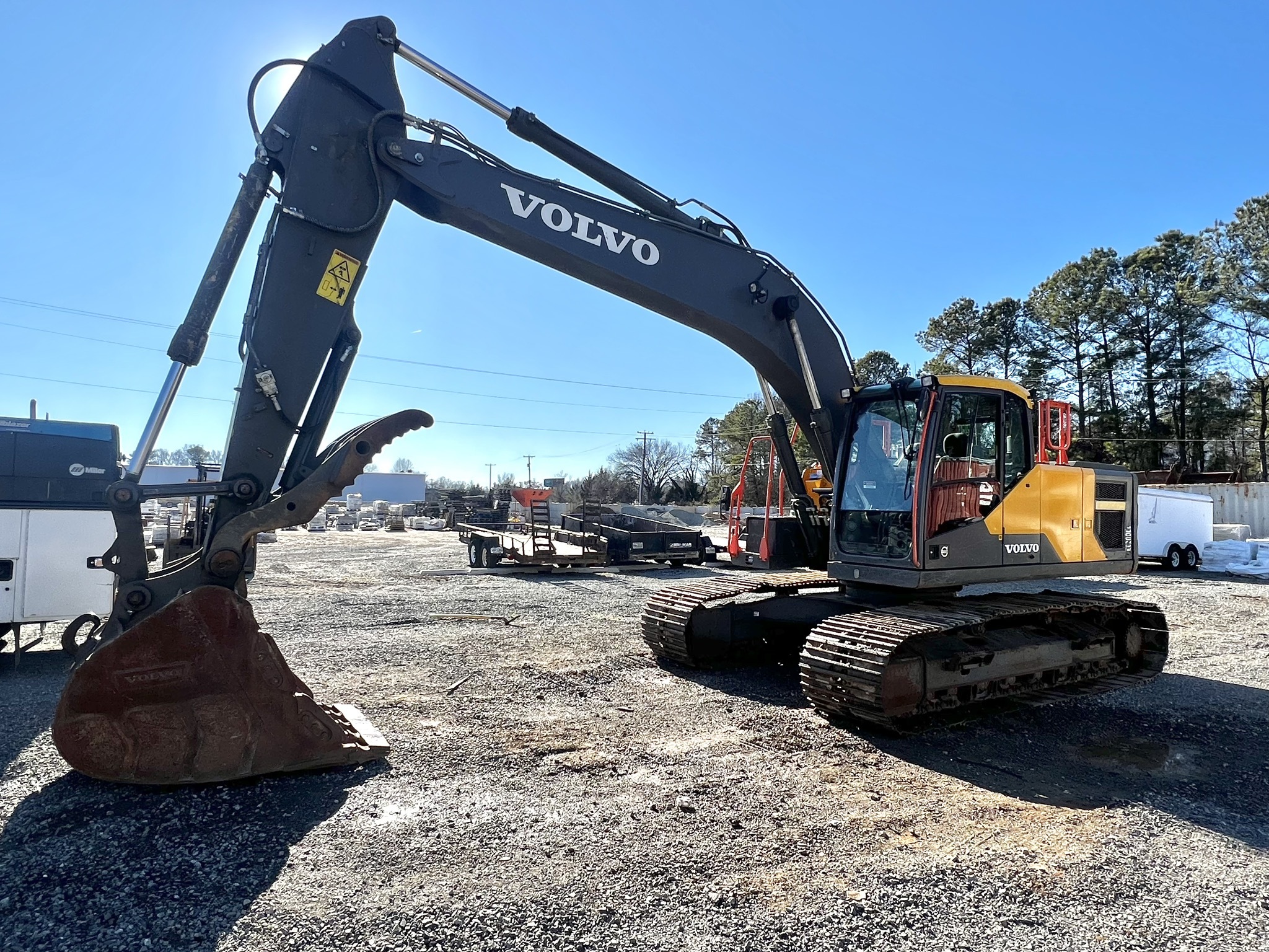 2020 Volvo EC200EL Excavator